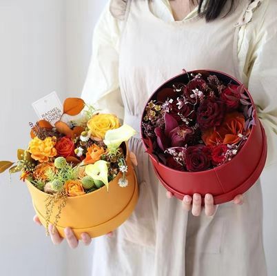 جعبه هدیه کاغذی محکم گل رز با نوار